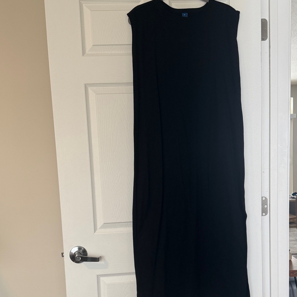 Old Navy Black Maxi Dress